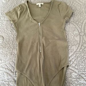 Army green express body suit